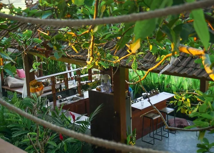 Coconut Corner - Ocean View Treehouse Villa Tanah Lot