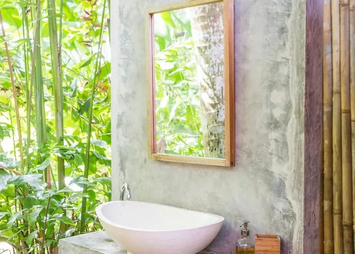 Coconut Corner - Ocean View Treehouse Villa