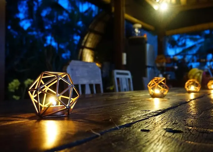 Coconut Corner - Ocean View Treehouse Tanah Lot